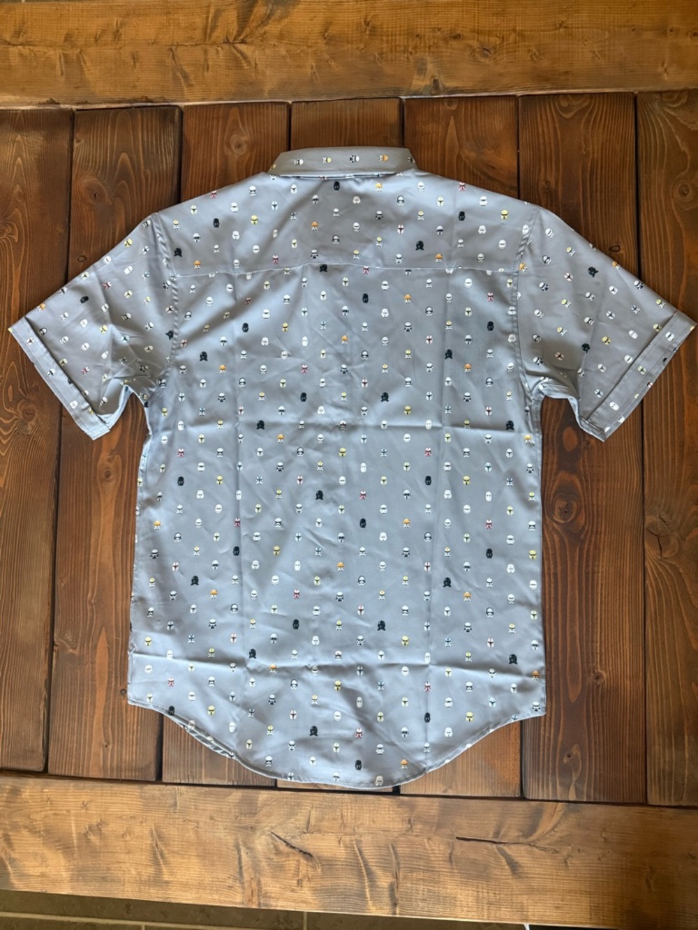 RSVLTS Star Wars Button Up Shirt Men’s Small NWT Little Stormtrooper Grey - Picture 3 of 5